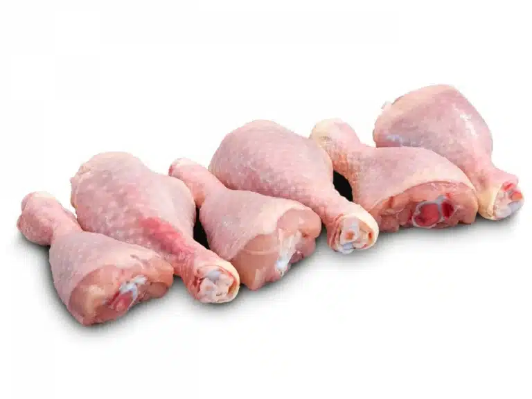 Kuřecí paličky – vakuově balené šťavnaté kuřecí paličky připravené k okamžitému grilování nebo marinování