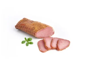 Domácí pršut z vepřové pečeně krájený – vakuově balené tenké plátky šťavnatého pršutu pro catering